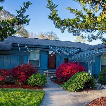 Hendo Hideaway A 2Bed/1Bath Leilighet Hendersonville Eksteriør bilde